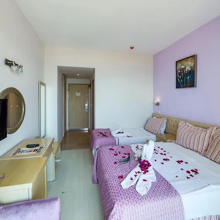 Hotel Porteras Otel Kusadası